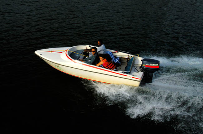 alleppey speedboat